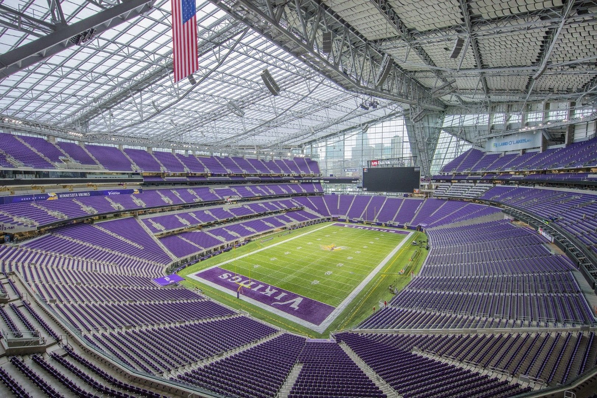 Sân vận động U.S. Bank Stadium sân nhà của đội Minnesota Vikings