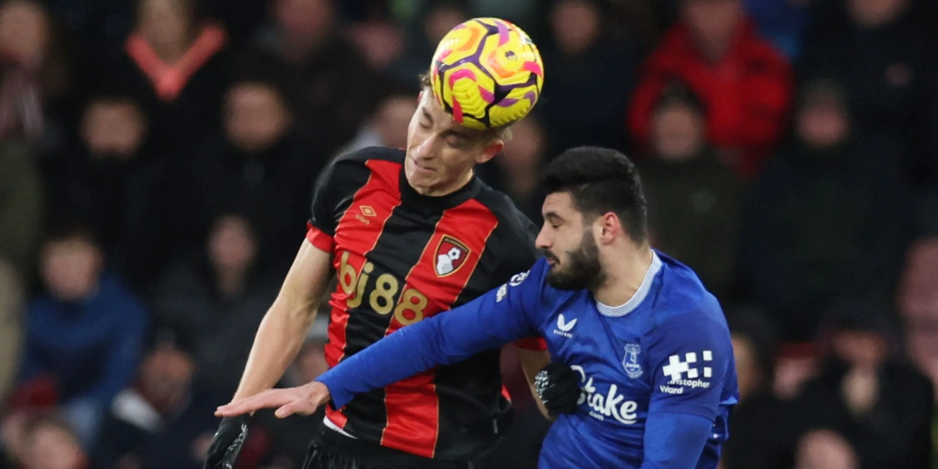 Dean Huijsen thi đấu ấn tượng cho Bournemouth tại Premier League mùa này