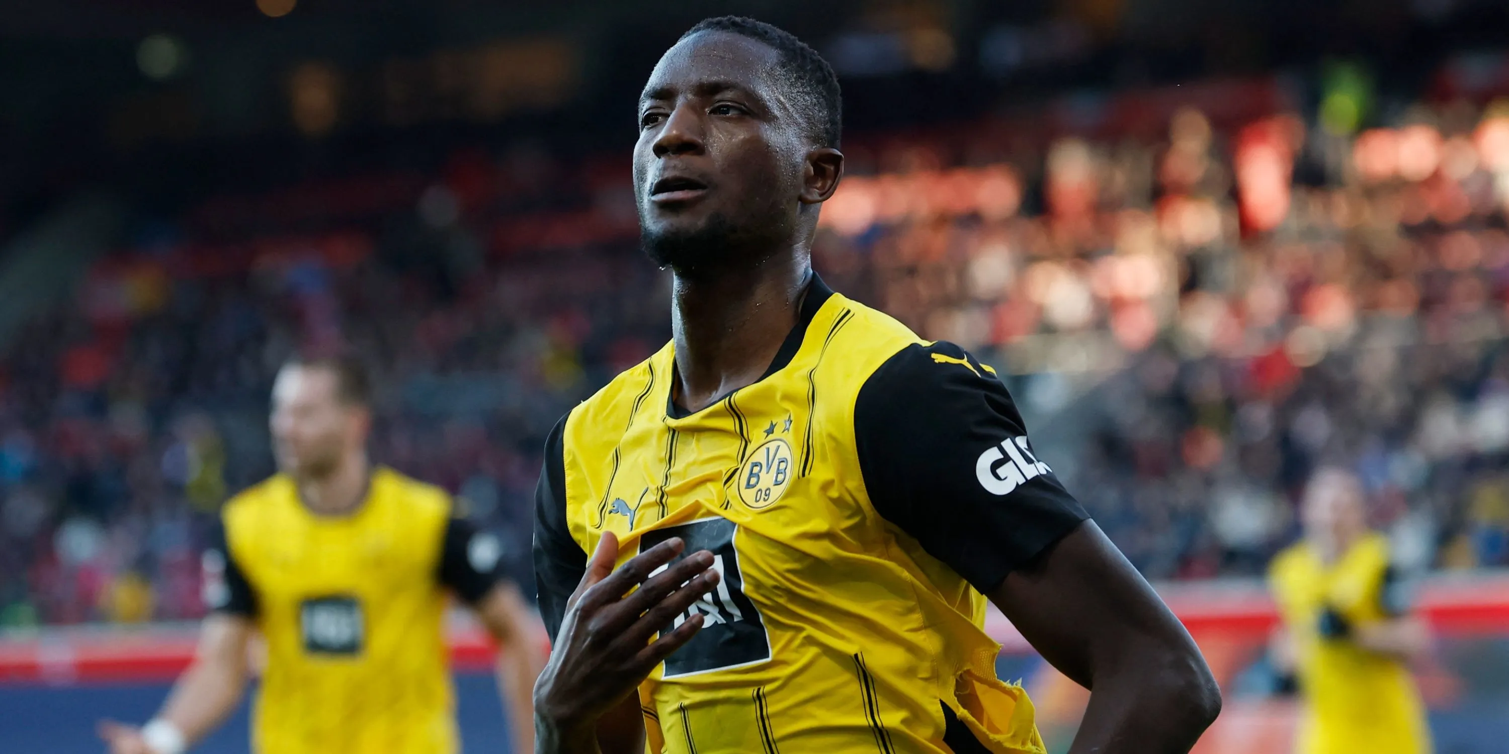 Serhou Guirassy trong màu áo Borussia Dortmund.