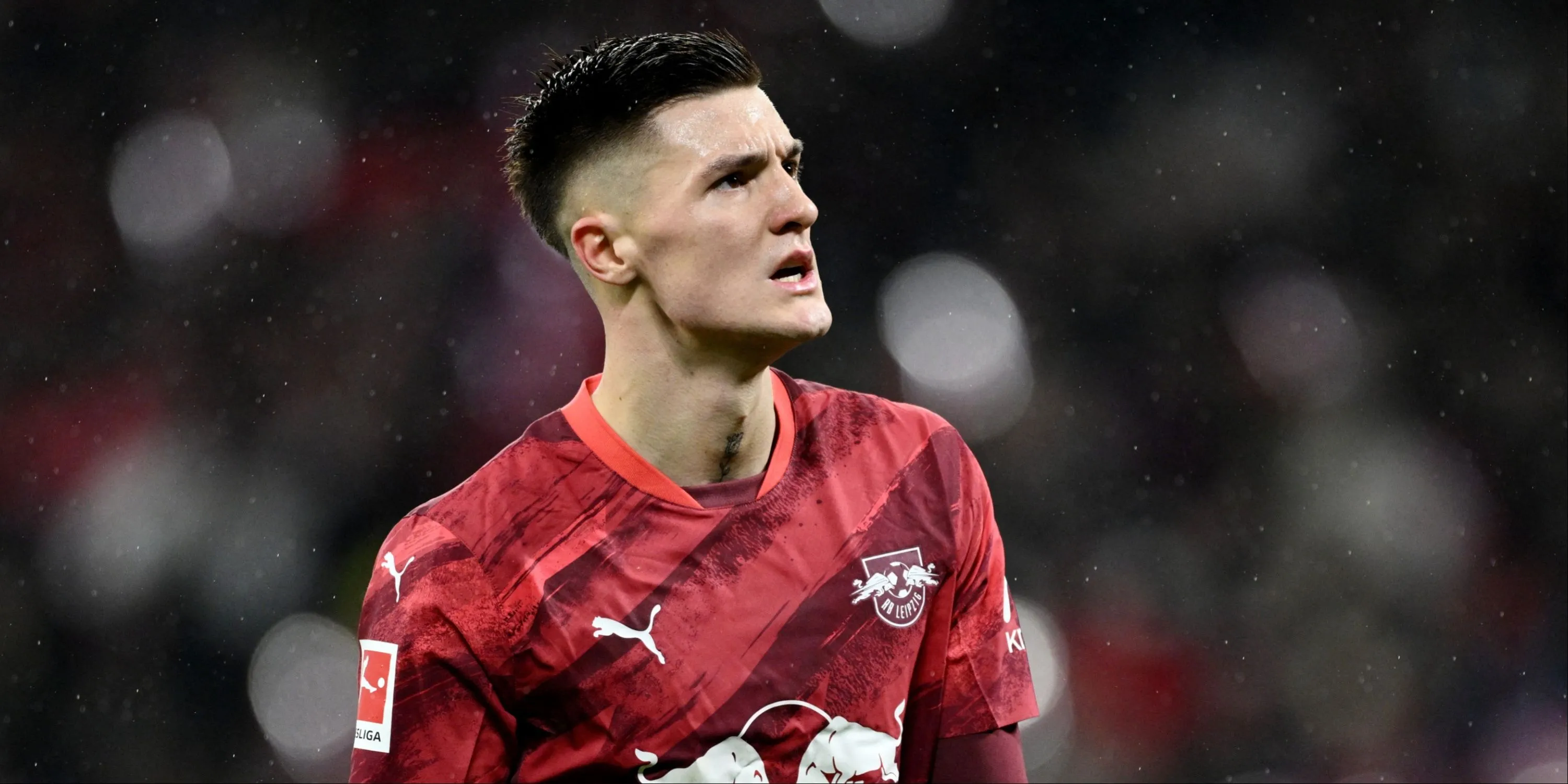 Tiền đạo Benjamin Sesko của RB Leipzig đang ăn mừng bàn thắng