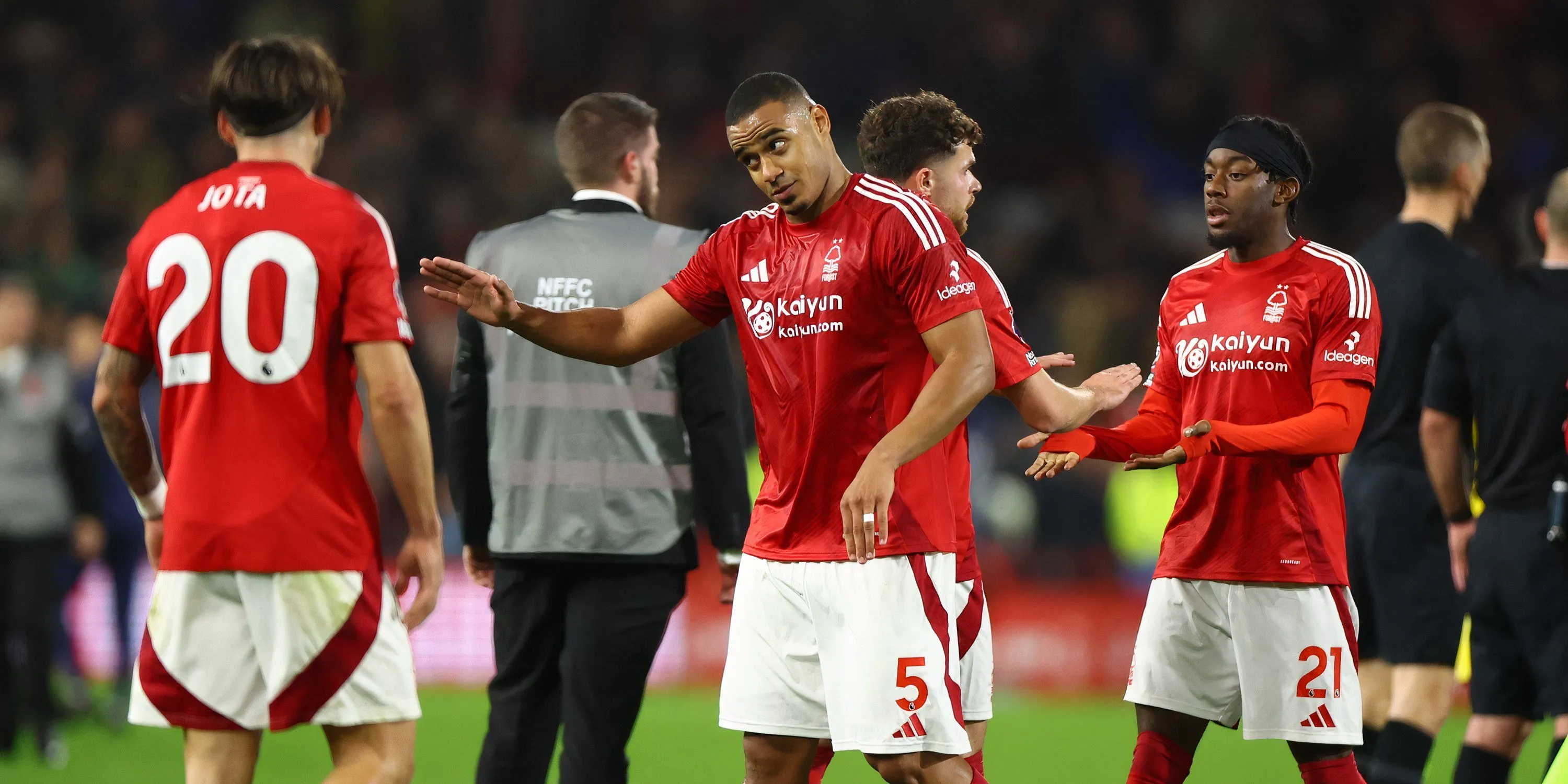 Trung vệ Murillo của Nottingham Forest, mục tiêu chuyển nhượng của Liverpool