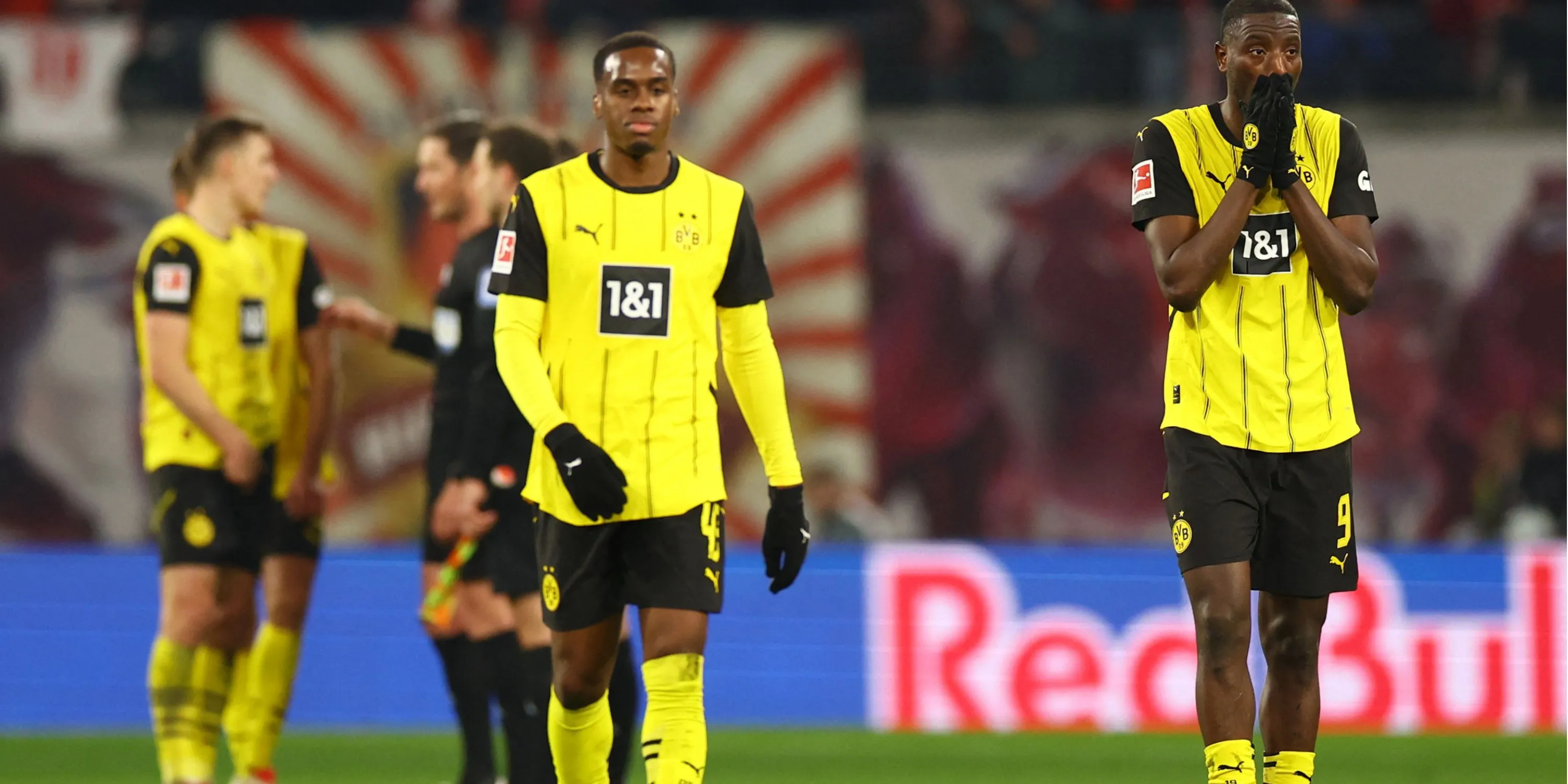 Cầu thủ chạy cánh Jamie Gittens của Borussia Dortmund