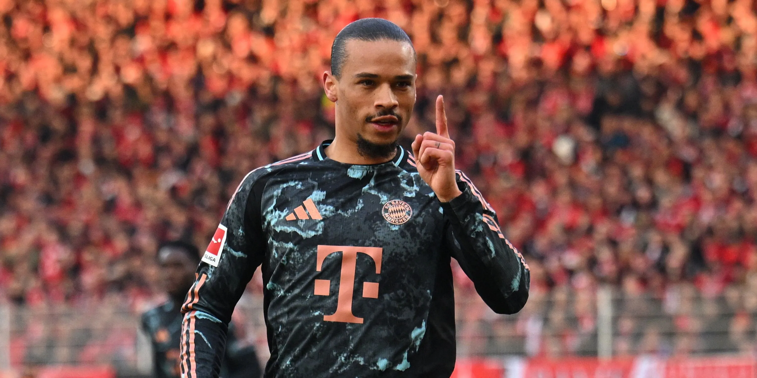 Cầu thủ chạy cánh Leroy Sané, được so sánh với Takefusa Kubo trong bối cảnh chuyển nhượng Arsenal