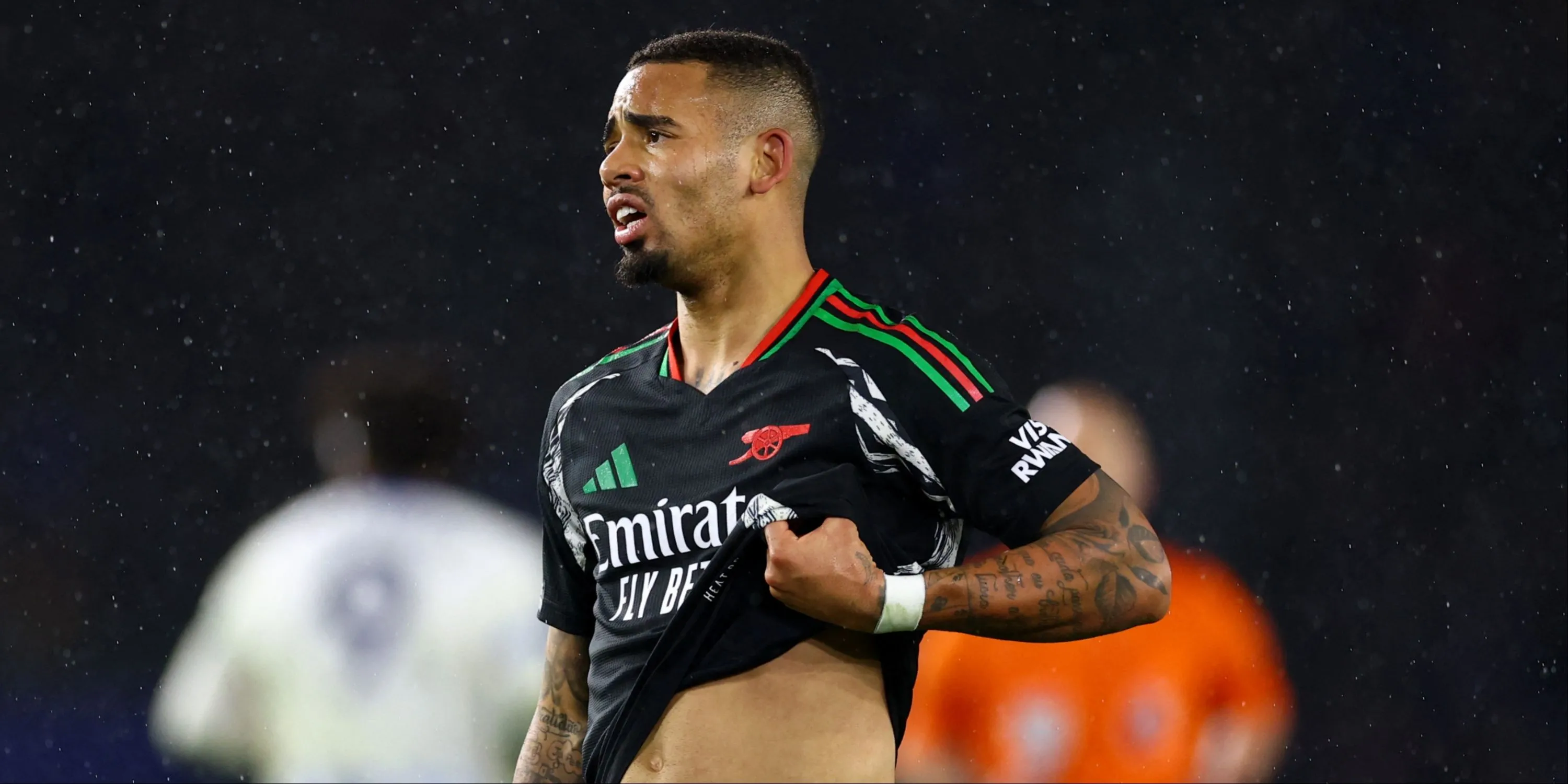 Gabriel Jesus thi đấu cho Arsenal tại Premier League.