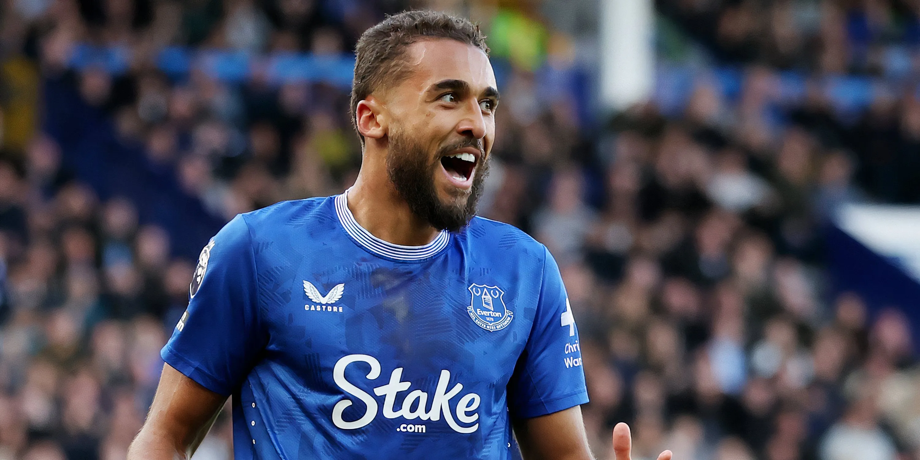 Chân sút Dominic Calvert-Lewin trong màu áo Everton