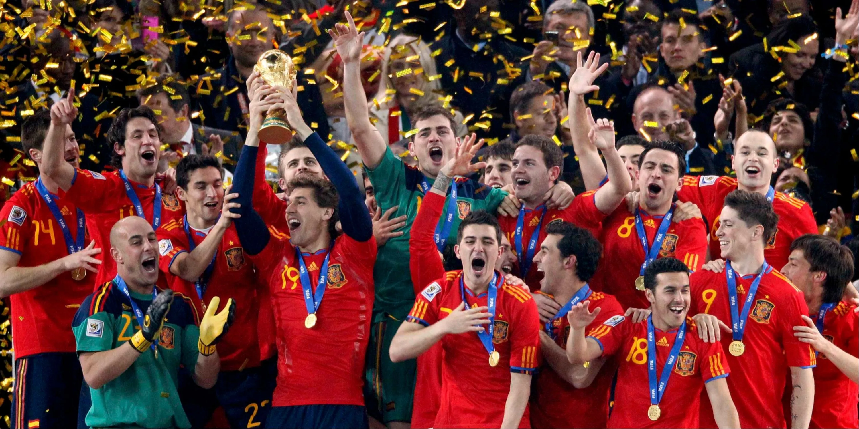 Đội tuyển Tây Ban Nha ăn mừng chức vô địch World Cup 2010, giai đoạn thống trị bóng đá thế giới