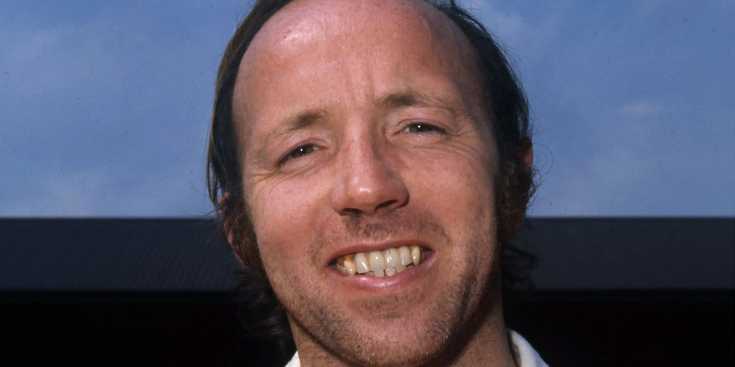 Nobby Stiles, người hùng thầm lặng của đội tuyển Anh vô địch World Cup 1966, với khả năng đoạt bóng không ngừng nghỉ