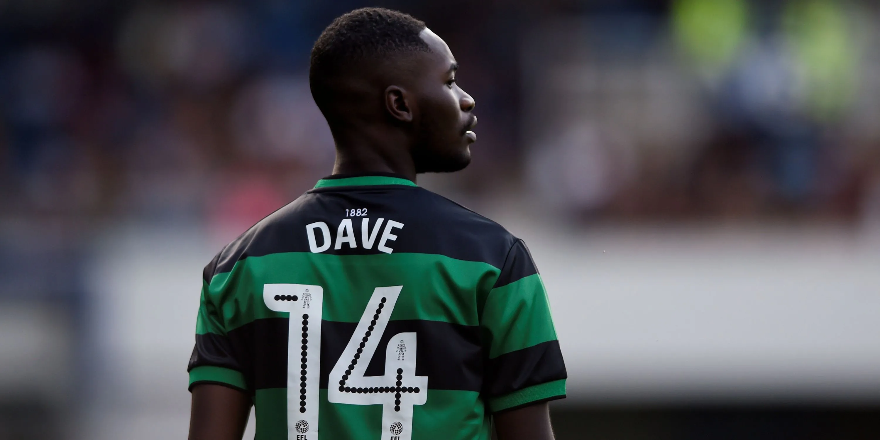 Rapper Santan Dave, người thường xuyên đưa Manchester United vào các ca khúc của mình.