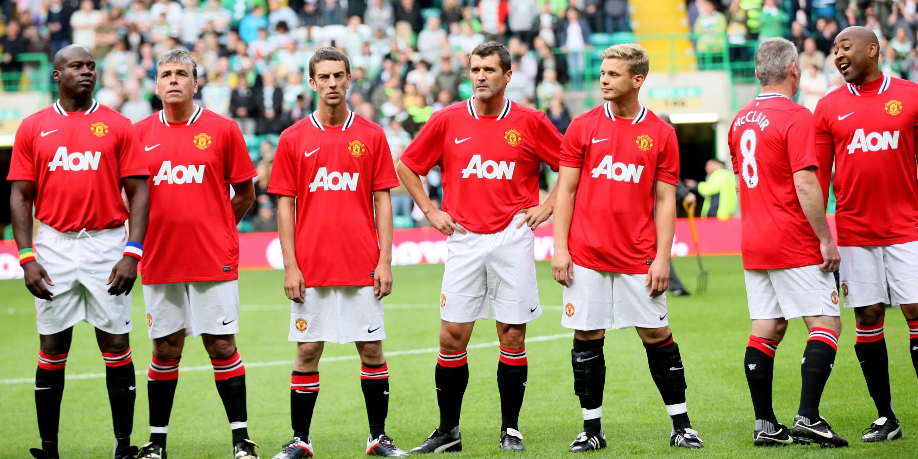 Richard Ashcroft, thủ lĩnh ban nhạc The Verve, chia sẻ kỷ niệm đầu tiên với Manchester United.
