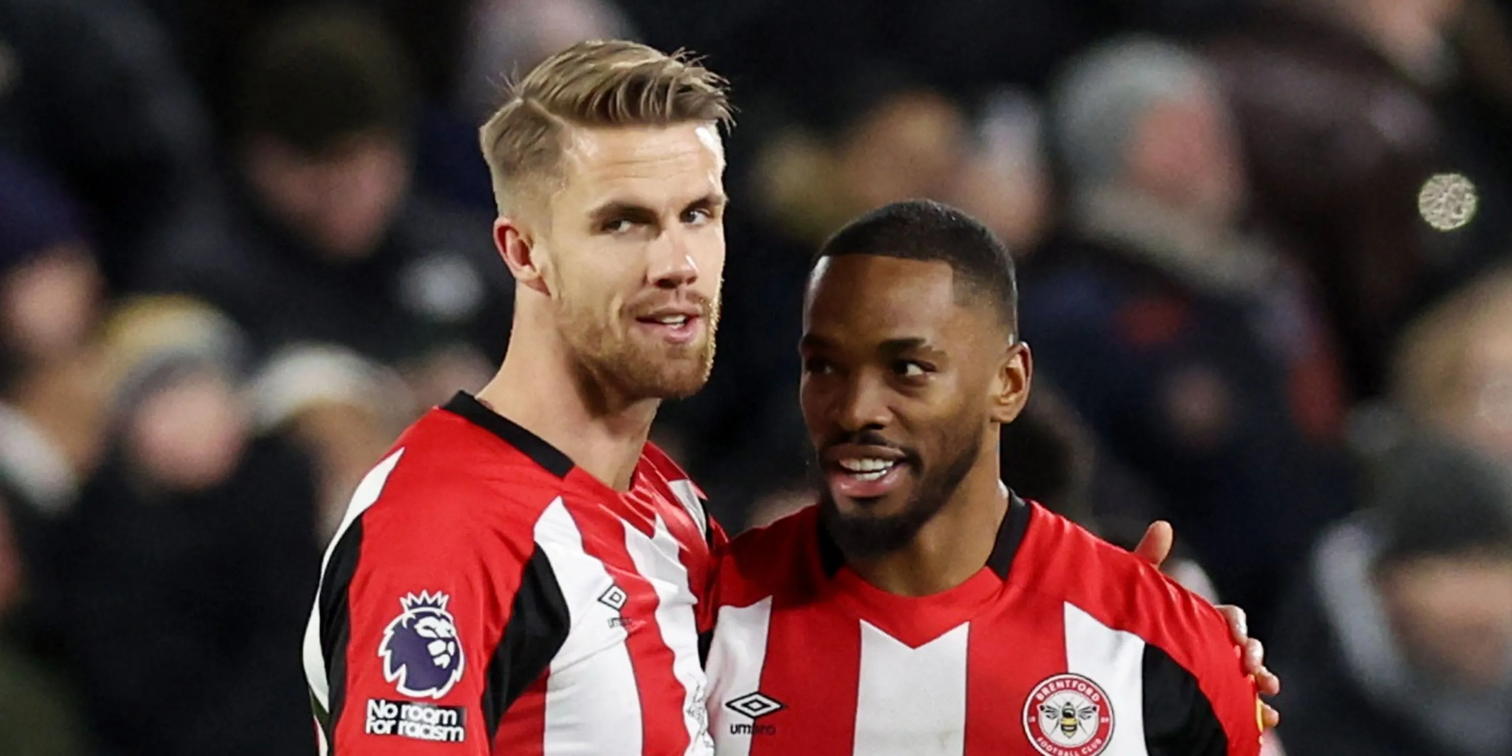 Trung vệ Kristoffer Ajer trong màu áo Brentford tại Ngoại hạng Anh