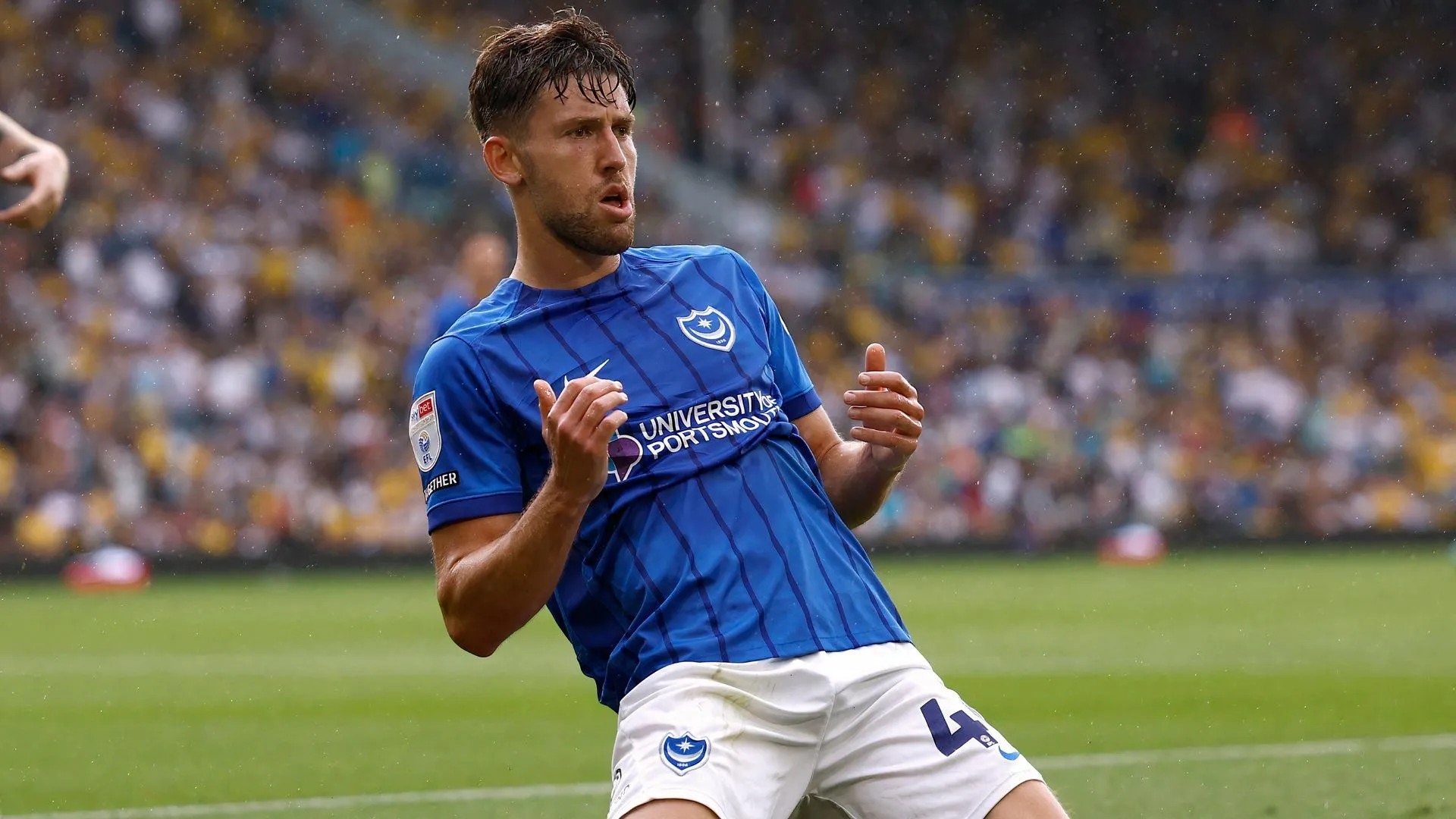 Callum Lang trong màu áo Portsmouth ghi dấu ấn quan trọng