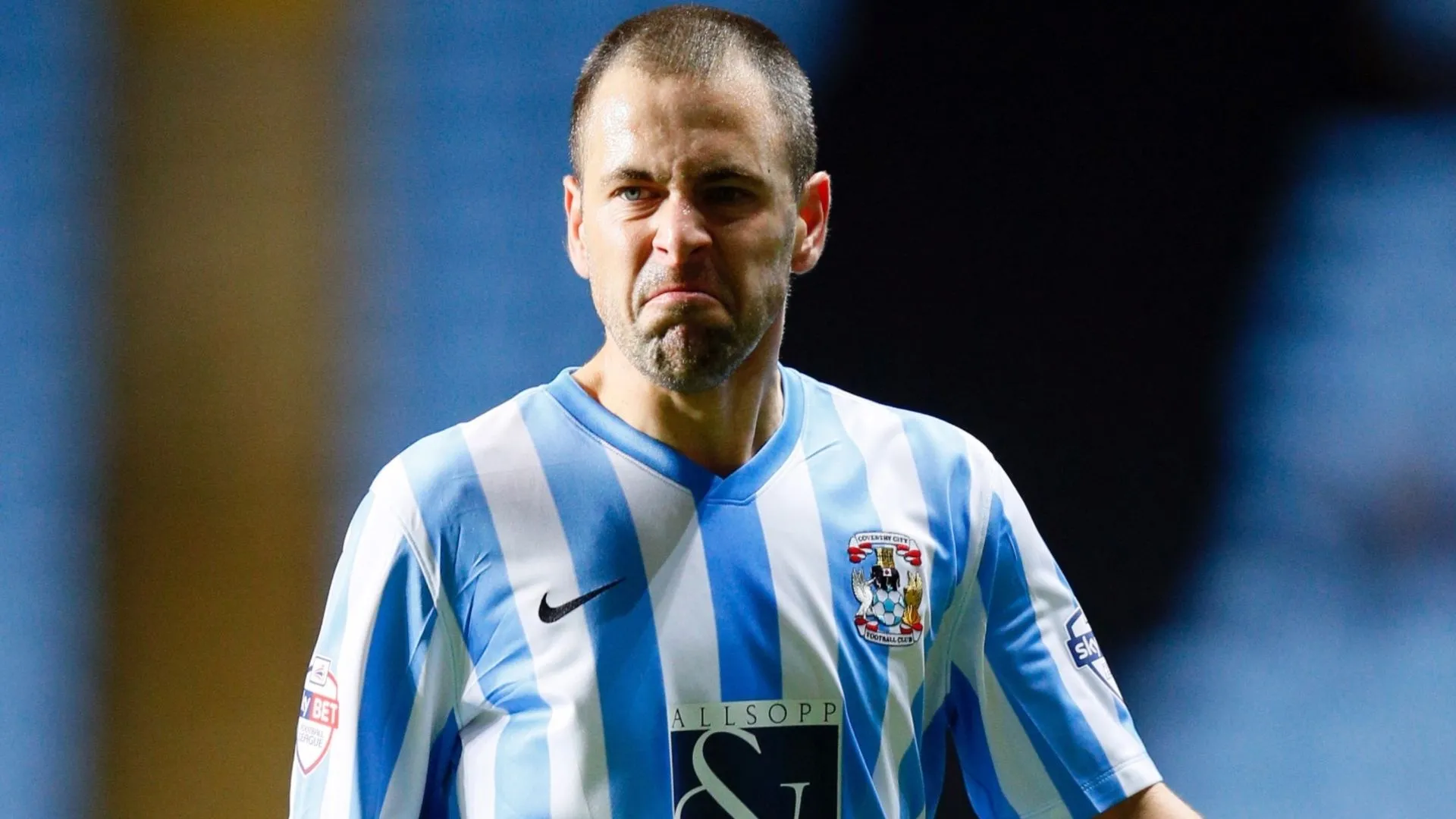Joe Cole - biểu tượng của nỗ lực và cống hiến trong những năm tháng khó khăn của Coventry City.