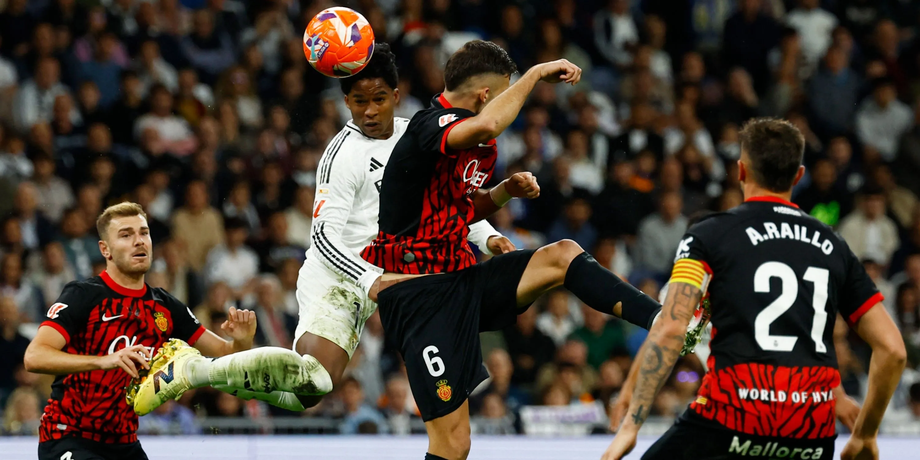 Endrick được cho là nhận đề nghị tiếp xúc từ West Ham cho phương án cho mượn