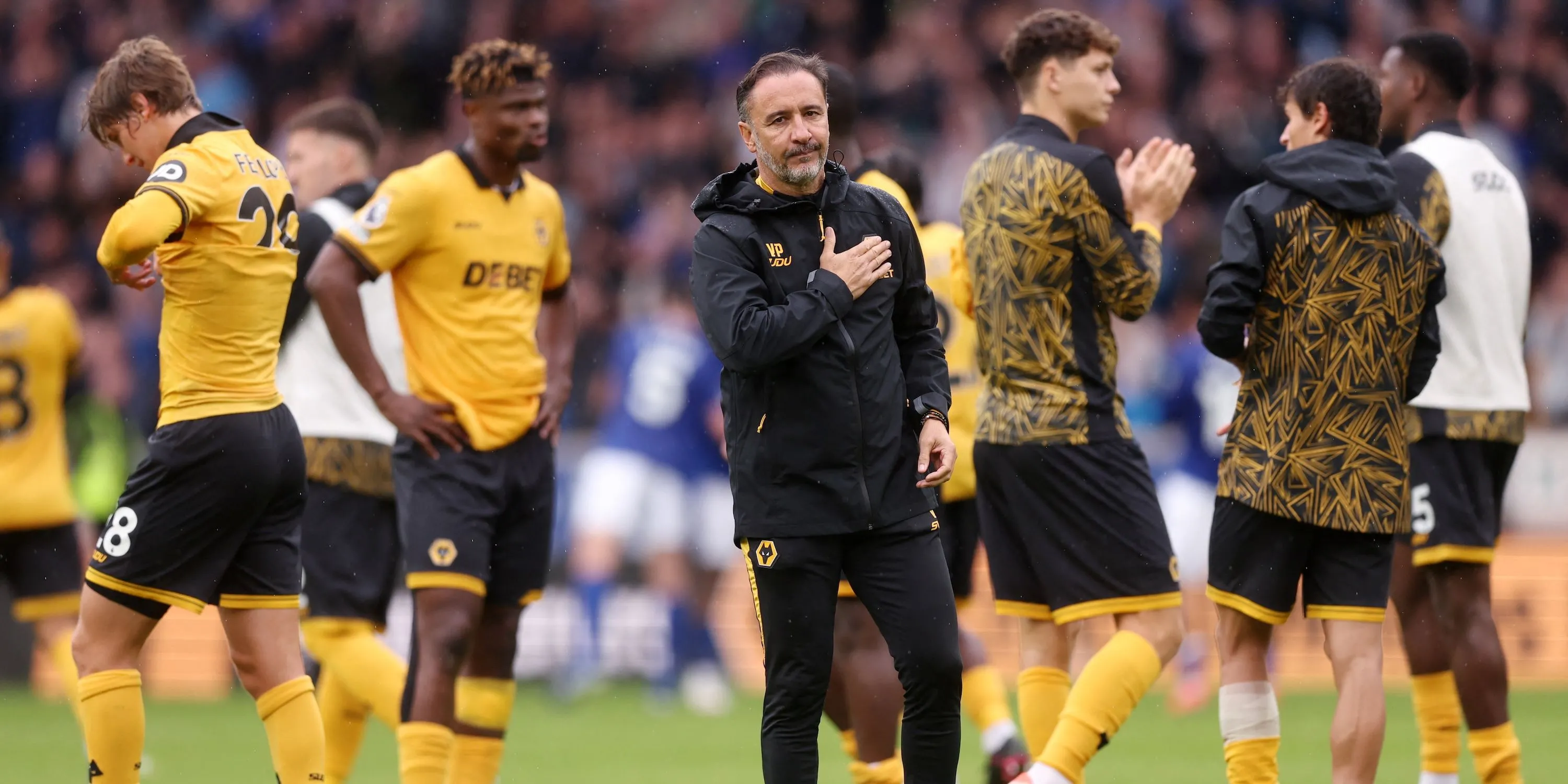 HLV Vítor Pereira phản ứng sau trận gặp Burnley, chịu sức ép từ người hâm mộ Wolves