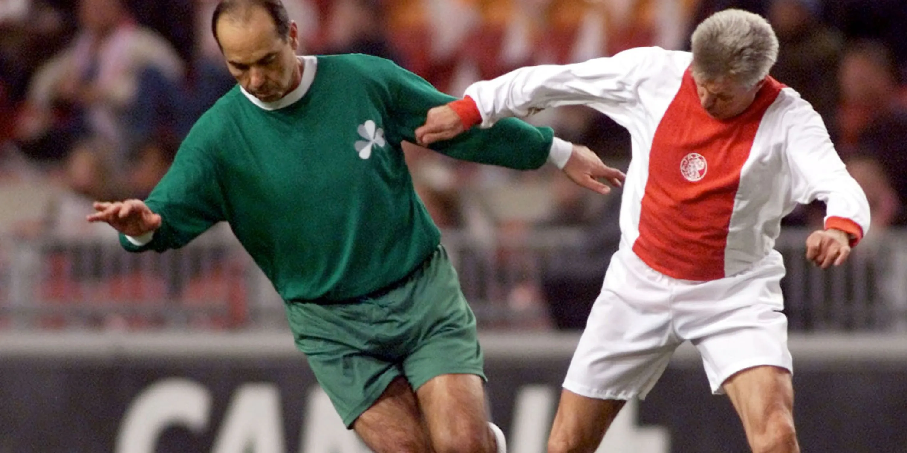 Wim Suurbier cùng Ajax thời kì thống trị châu Âu, hậu vệ phải có nền tảng kỹ thuật cao